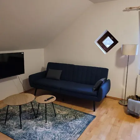 Maya Apartman