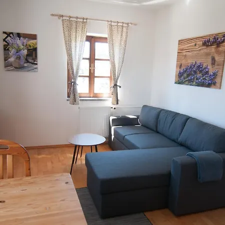 Maya * Horní Planá
